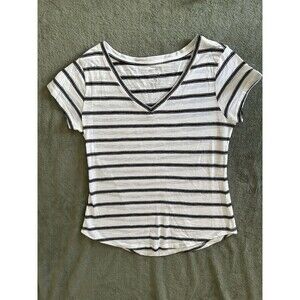 Sonoma Everyday Tee Medium Women White Stripe Tee V-Neck